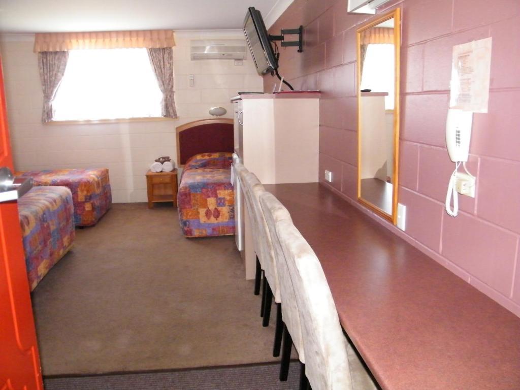 Clansman Motel 3*